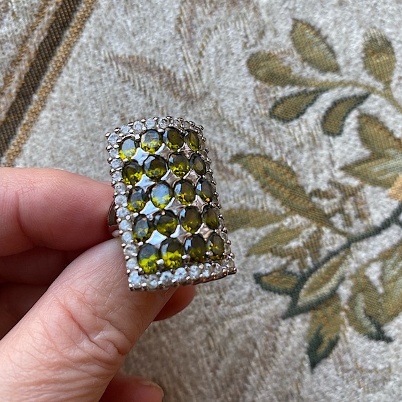 Vintage Statement Sterling Silver Ring like new.